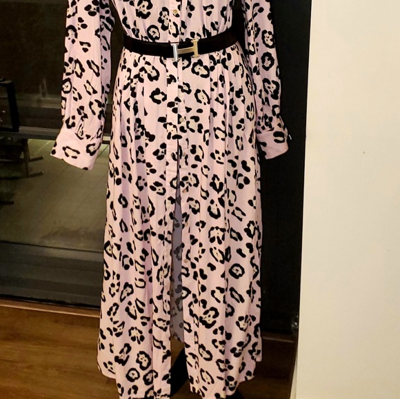 WHITE MARKET shirt dress. *Belt not included - Picture 3 of 5